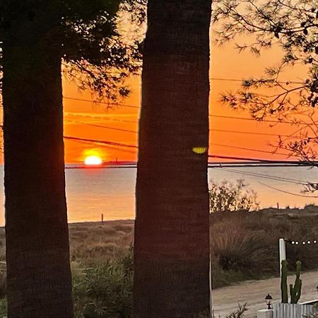 Apartamento En Primera Linea De Playa Denia Dış mekan fotoğraf