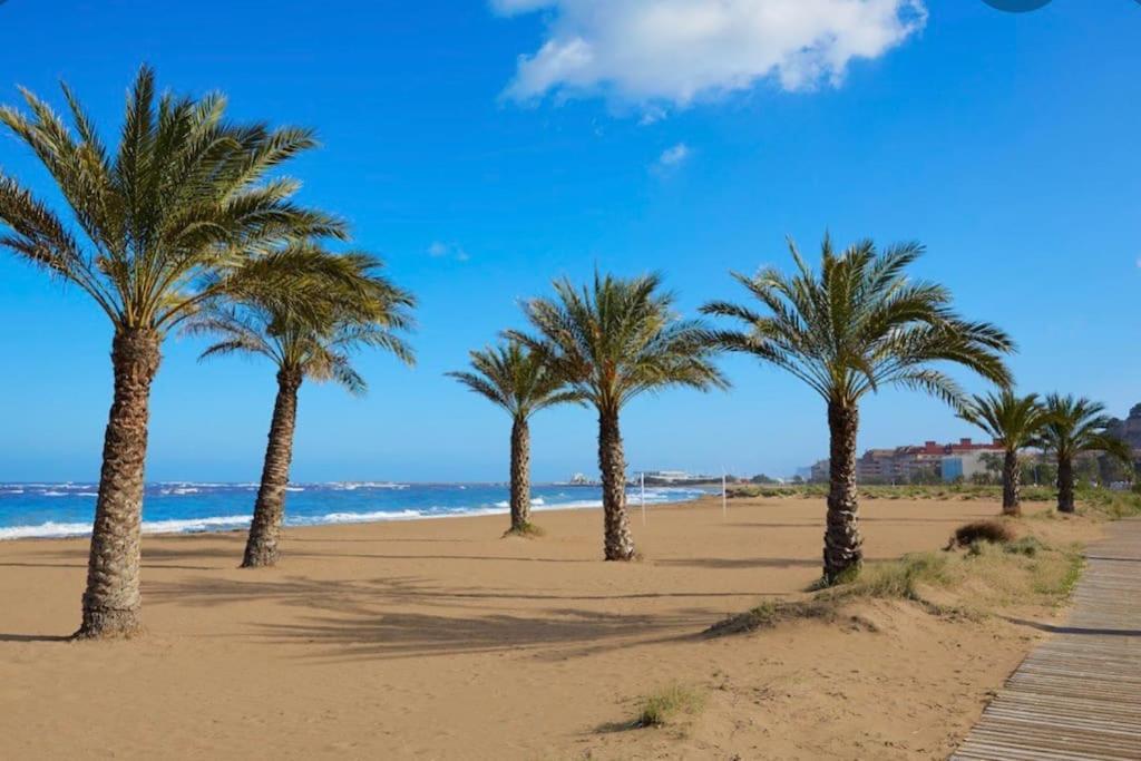 Apartamento En Primera Linea De Playa Denia Dış mekan fotoğraf